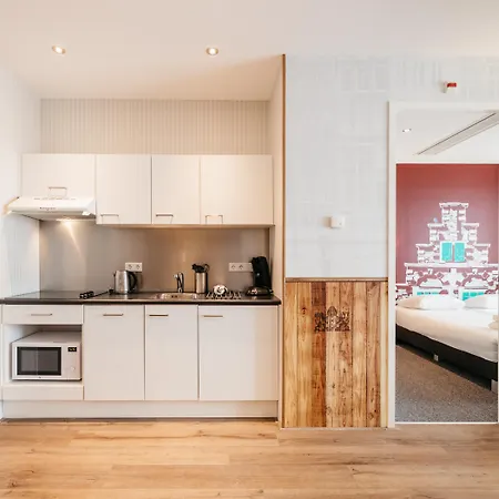 Id (adults Only) מלון