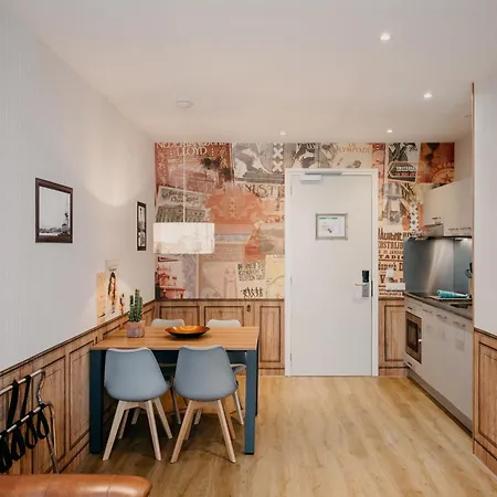 Id (adults Only) מלון