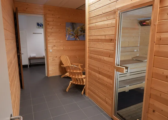 Id アパートホテル 3*