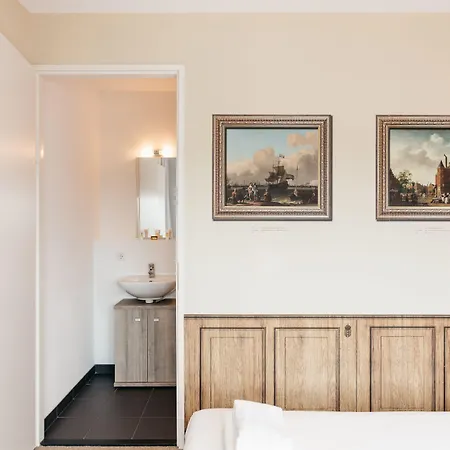 Id (adults Only) Hotell 3*